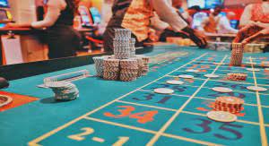 Зеркало Casino Wilder